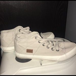 Blow fish Malibu sneakers!